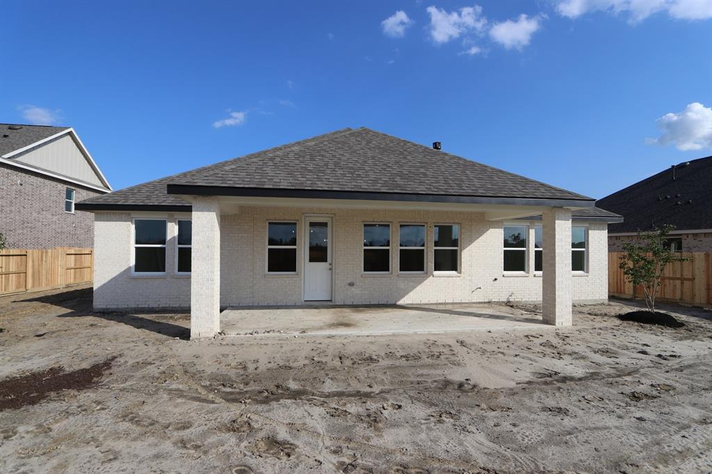 12618 Old Fashion Circle, Mont Belvieu, Texas image 15