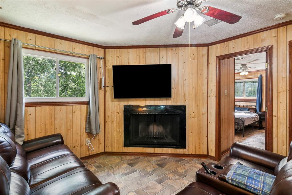 300 Private Road 8508, Hillister, Texas image 10