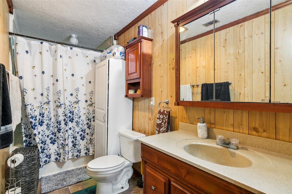 300 Private Road 8508, Hillister, Texas image 17