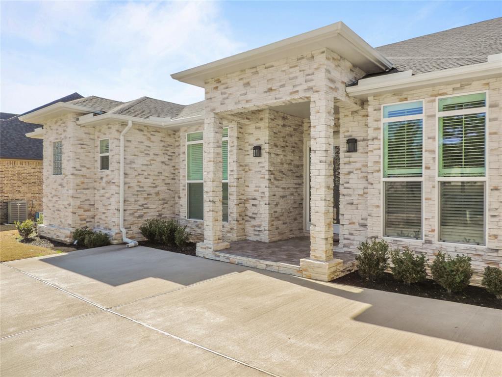 236 Bentwood Drive, Montgomery, Texas image 5