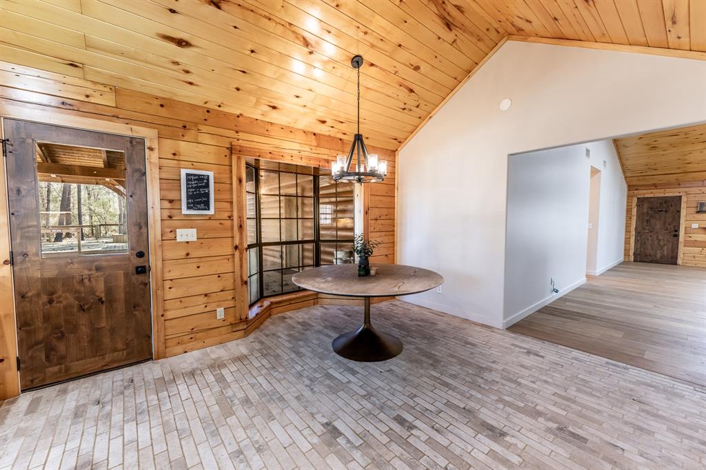 132 Pinewood Lane, Huntsville, Texas image 12