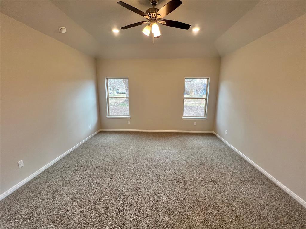 209 Crestview Drive, West Columbia, Texas image 11