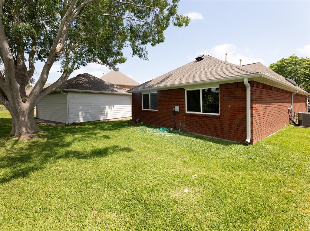 2414 Shoal Creek Drive, League City, Texas image 26