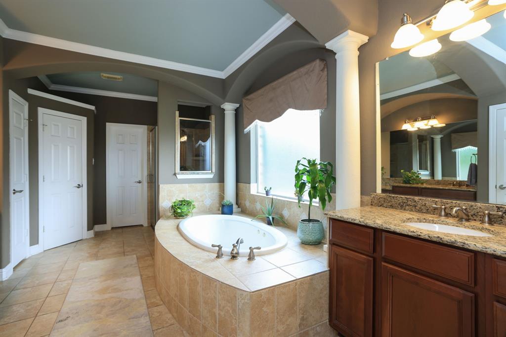 19931 Standing Cypress Drive, Spring, Texas image 20