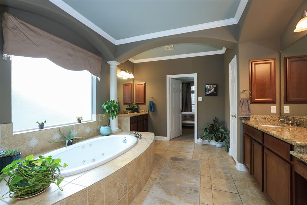 19931 Standing Cypress Drive, Spring, Texas image 21