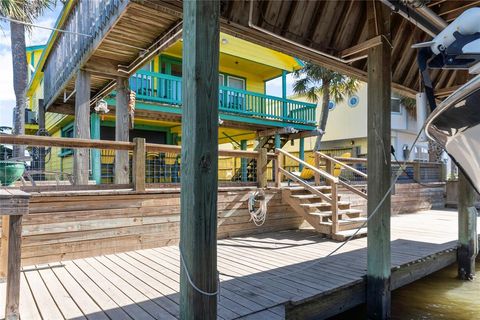 A home in Crystal Beach