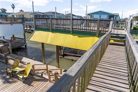 A home in Crystal Beach