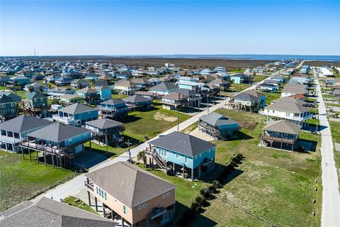 A home in Crystal Beach