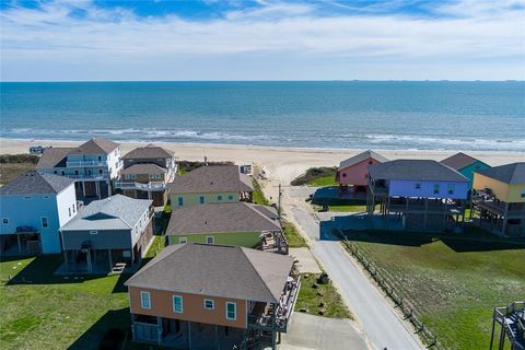 A home in Crystal Beach