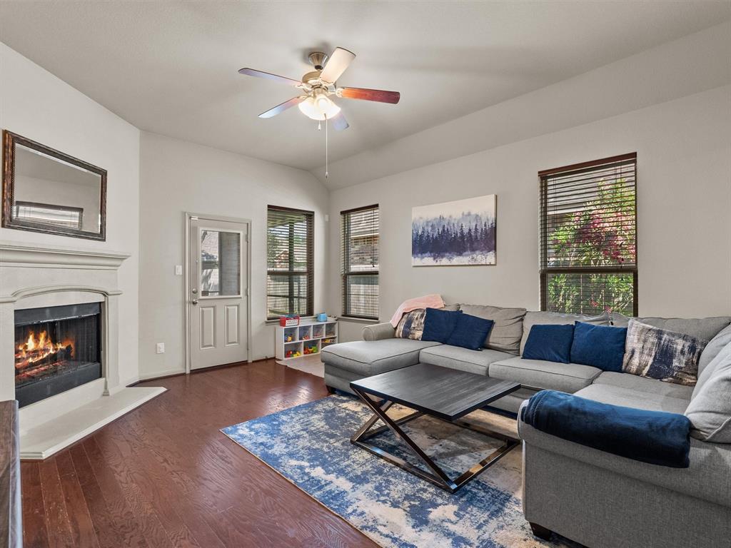 605 Pedernales Street, Webster, Texas image 16