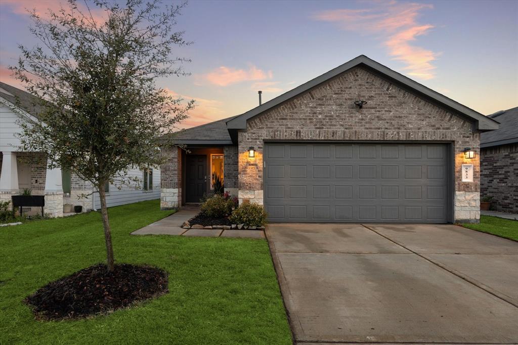9833 Glen Brook Lane, Magnolia, Texas image 1