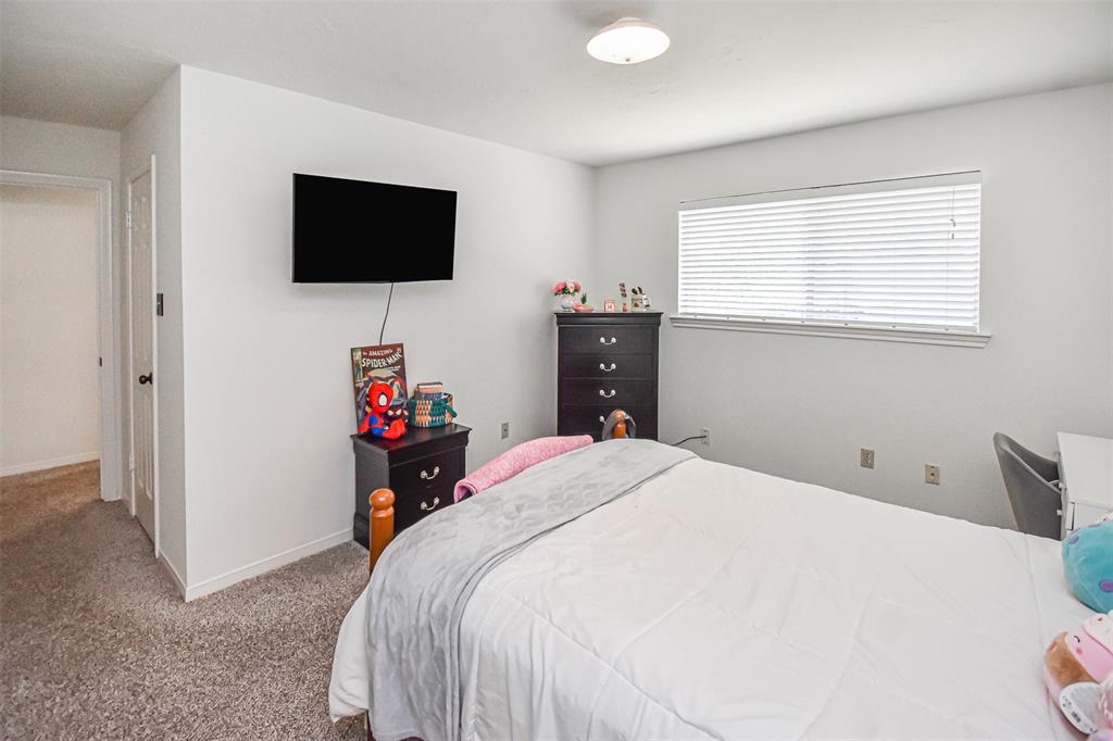 3638 Lost Oak Drive, Spring, Texas image 37