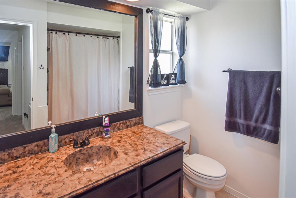 3638 Lost Oak Drive, Spring, Texas image 44