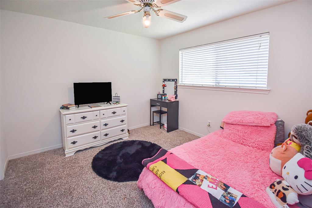 3638 Lost Oak Drive, Spring, Texas image 42