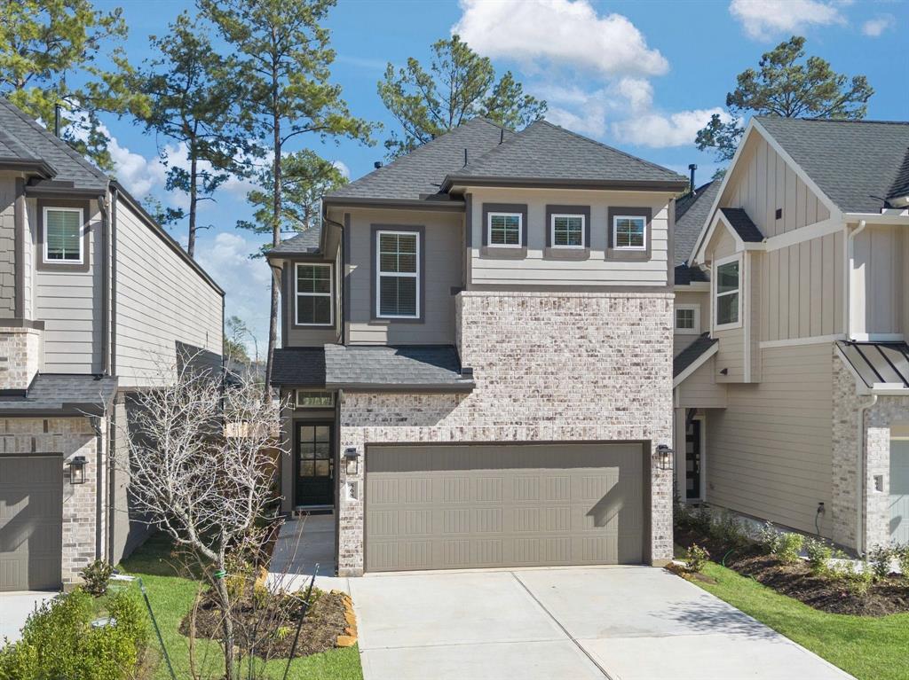 568 Red Cascade Trail, Willis, Texas image 2