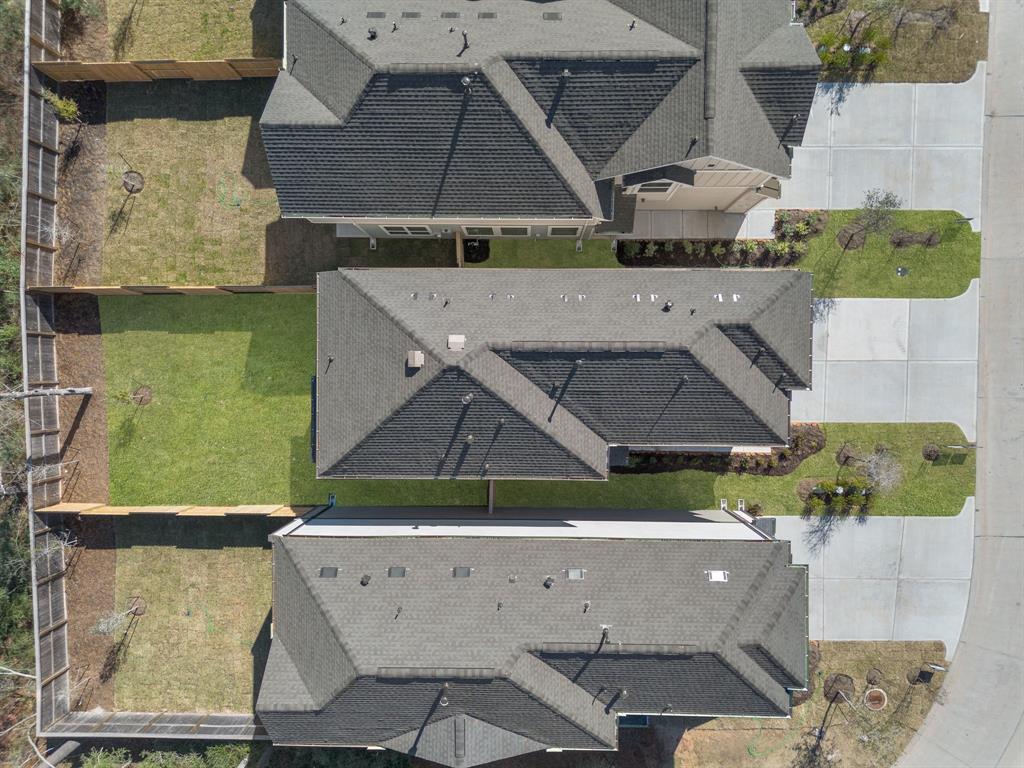 568 Red Cascade Trail, Willis, Texas image 27