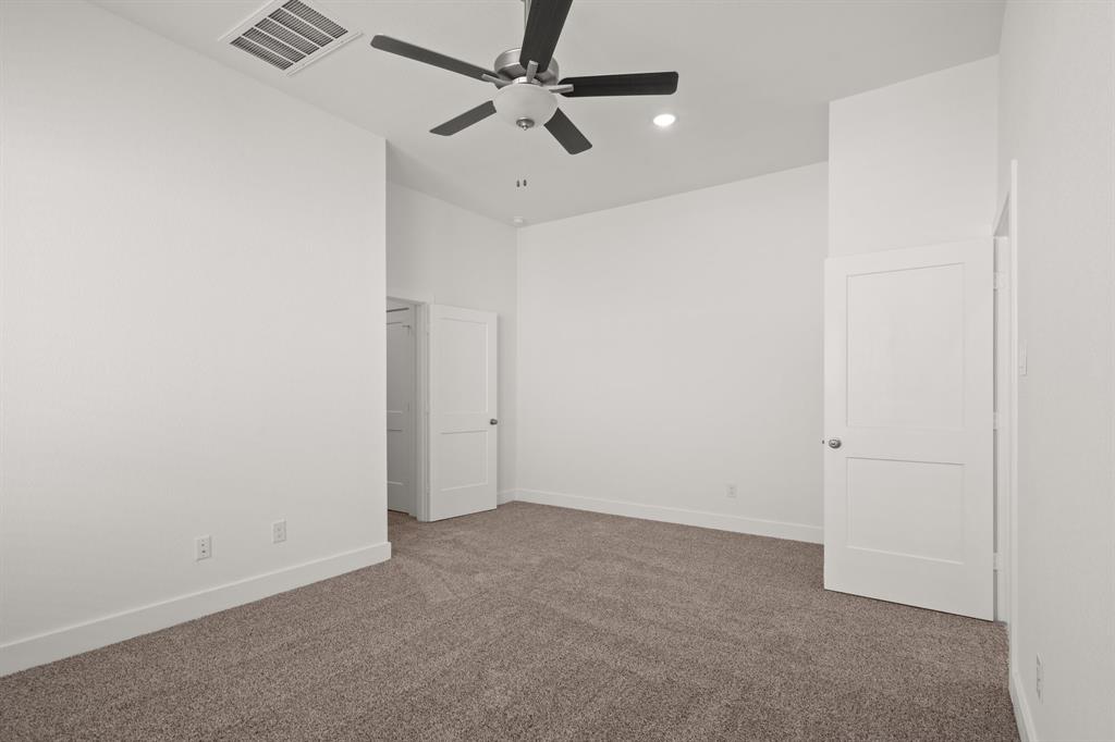 568 Red Cascade Trail, Willis, Texas image 15