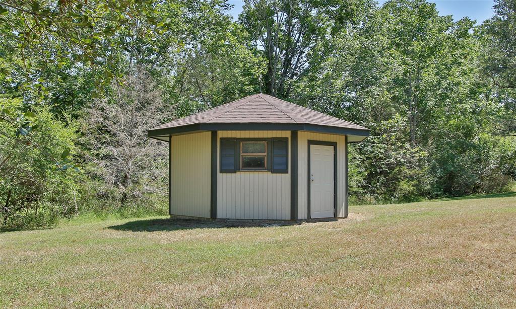 3706 County Road 409, Navasota, Texas image 35