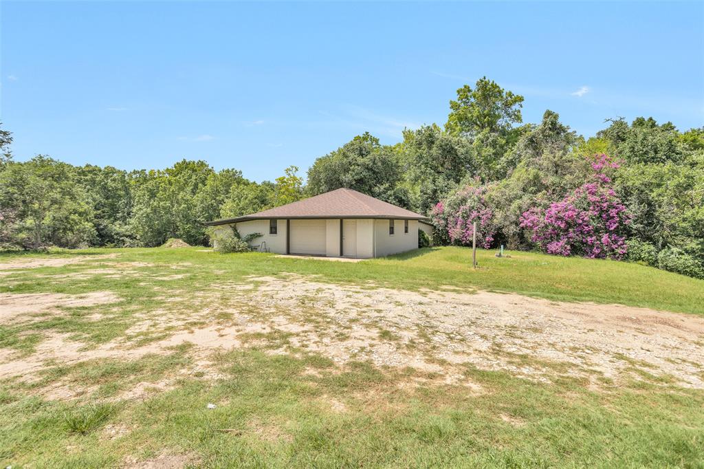 3706 County Road 409, Navasota, Texas image 42
