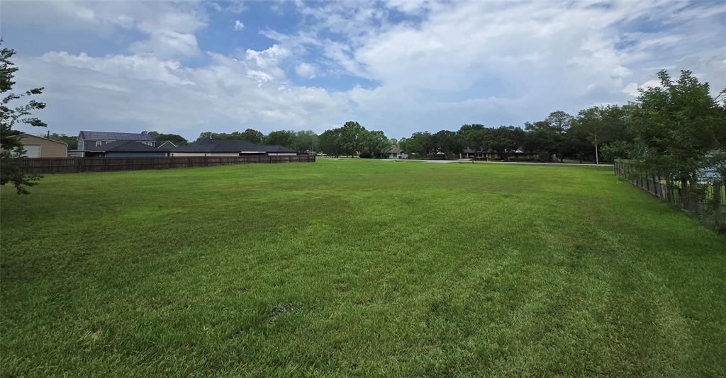 3818 Wingtail Way, Pearland, Texas image 5