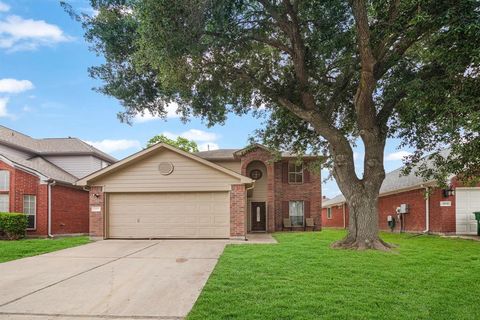 Single Family Residence in Houston TX 8815 Aspen Meadow Drive.jpg