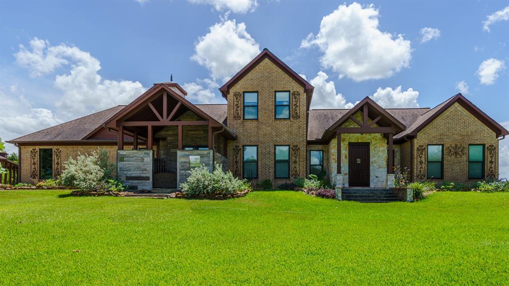 100 Pecan Grove Road, Sealy, Texas image 3