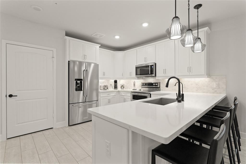 6804 Westview Drive 1307