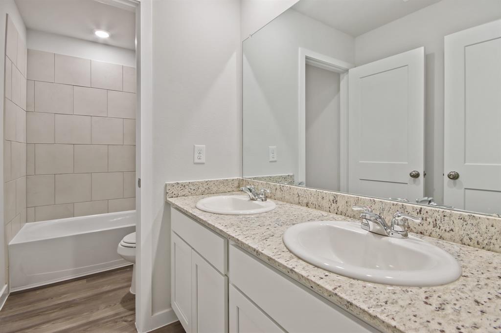 16905 Needlepoint Drive, Conroe, Texas image 17