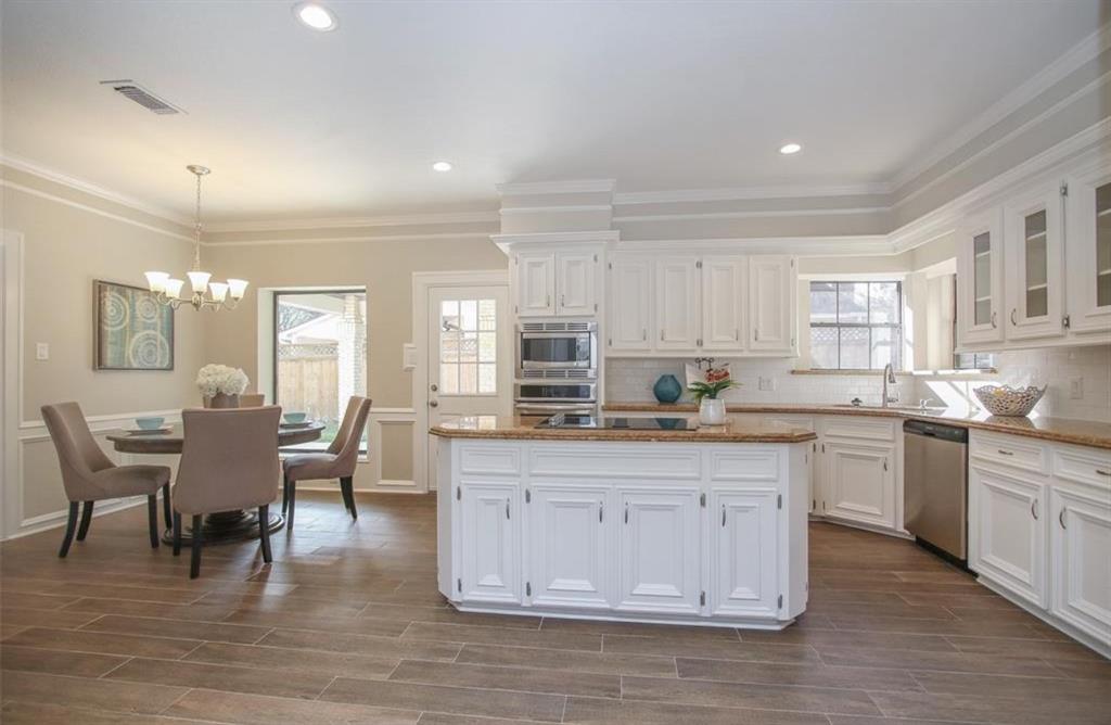 6111 Hampton Way Court, Spring, Texas image 9