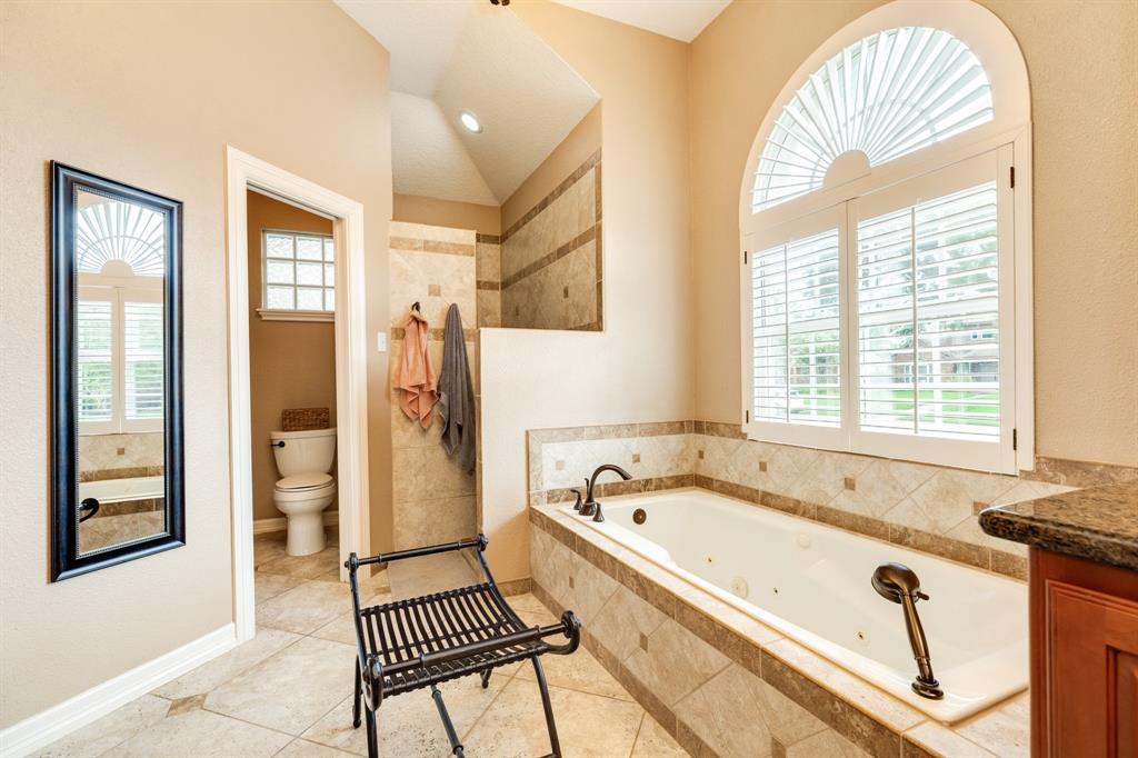 103 Harvard Oaks Drive, Lake Jackson, Texas image 39