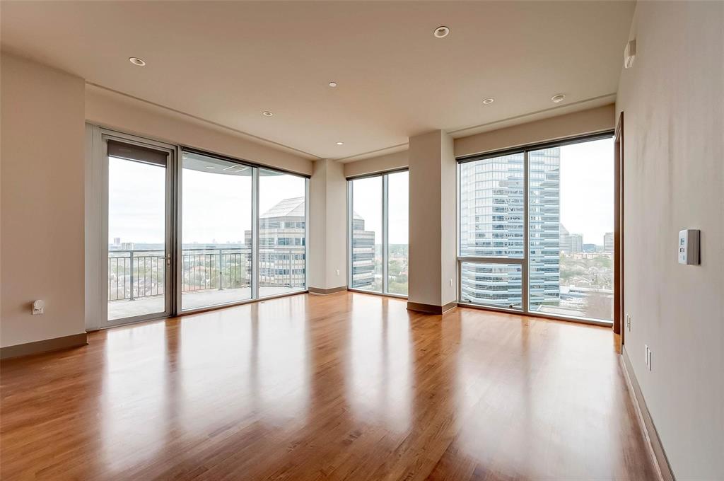 1600 Post Oak Boulevard 1301