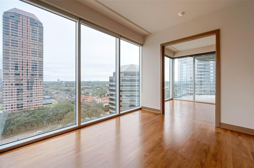 1600 Post Oak Boulevard 1301