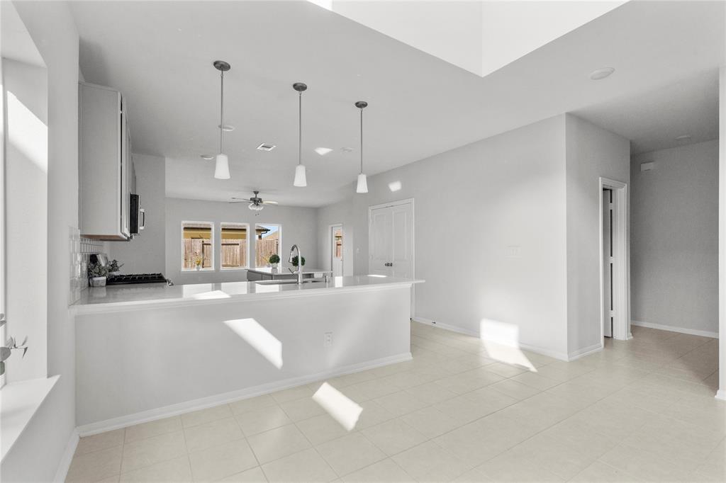 2722 Amethyst Court, Texas City, Texas image 10