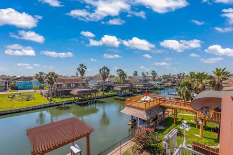 A home in Bayou Vista