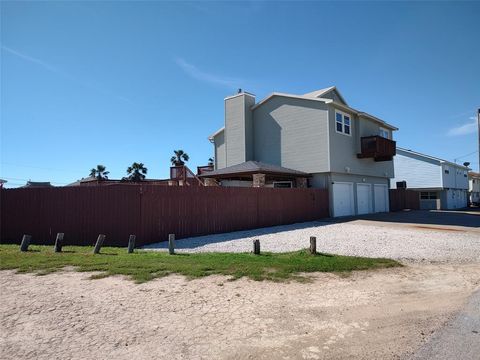 A home in Bayou Vista