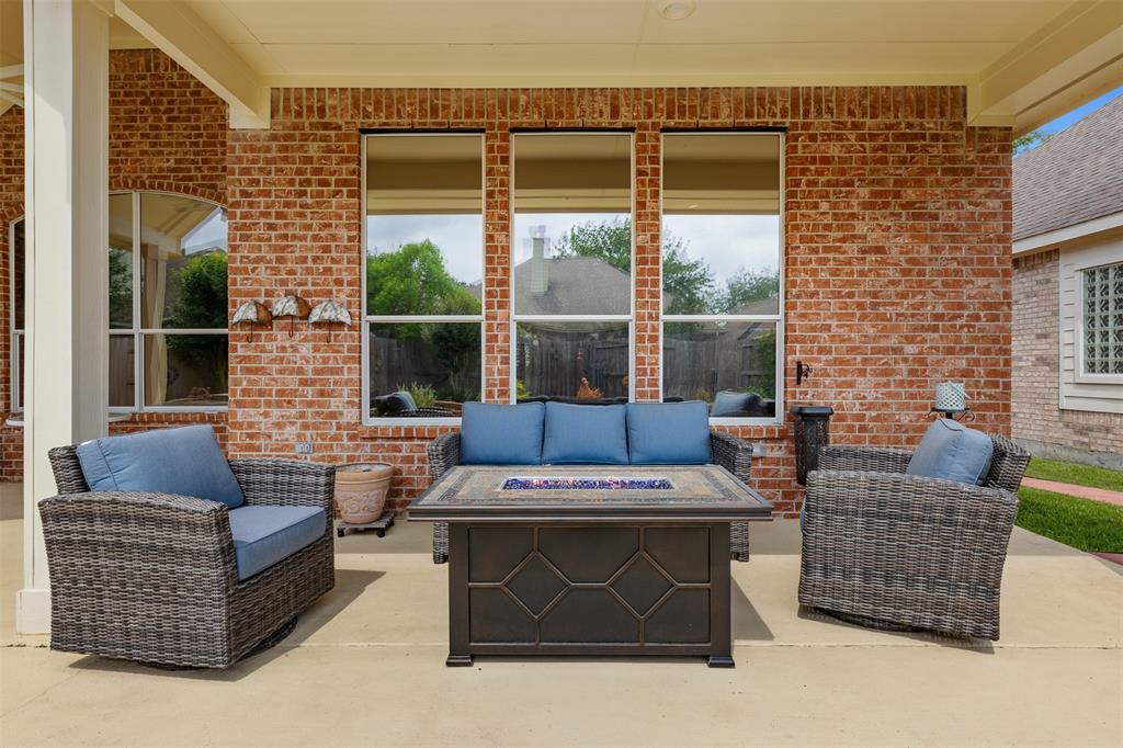 30 Sovereign Way, Conroe, Texas image 27