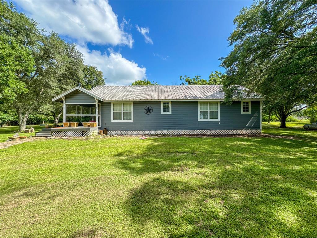 7218 County Road 42