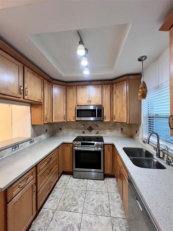 2930 Grants Lake Boulevard #2404, Sugar Land, Texas image 8
