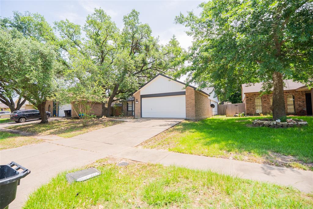 24103 Rafter Three Dr Dr, Hockley, Texas image 2