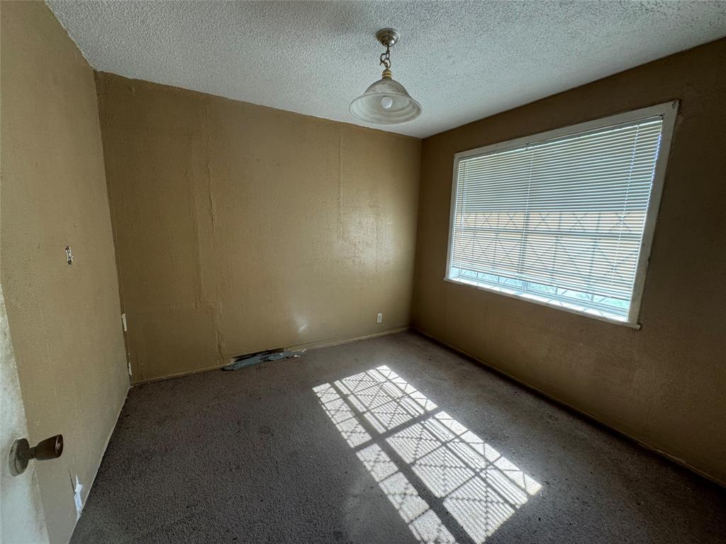 2109 N 3rd Street, Orange, Texas image 3