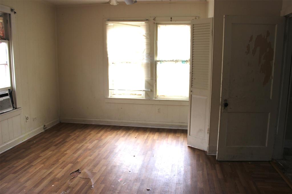1004 Barnhill Street, Brenham, Texas image 12