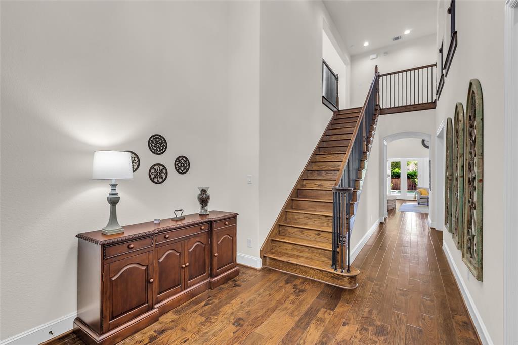 150 N Almondell Way, The Woodlands, Texas image 4