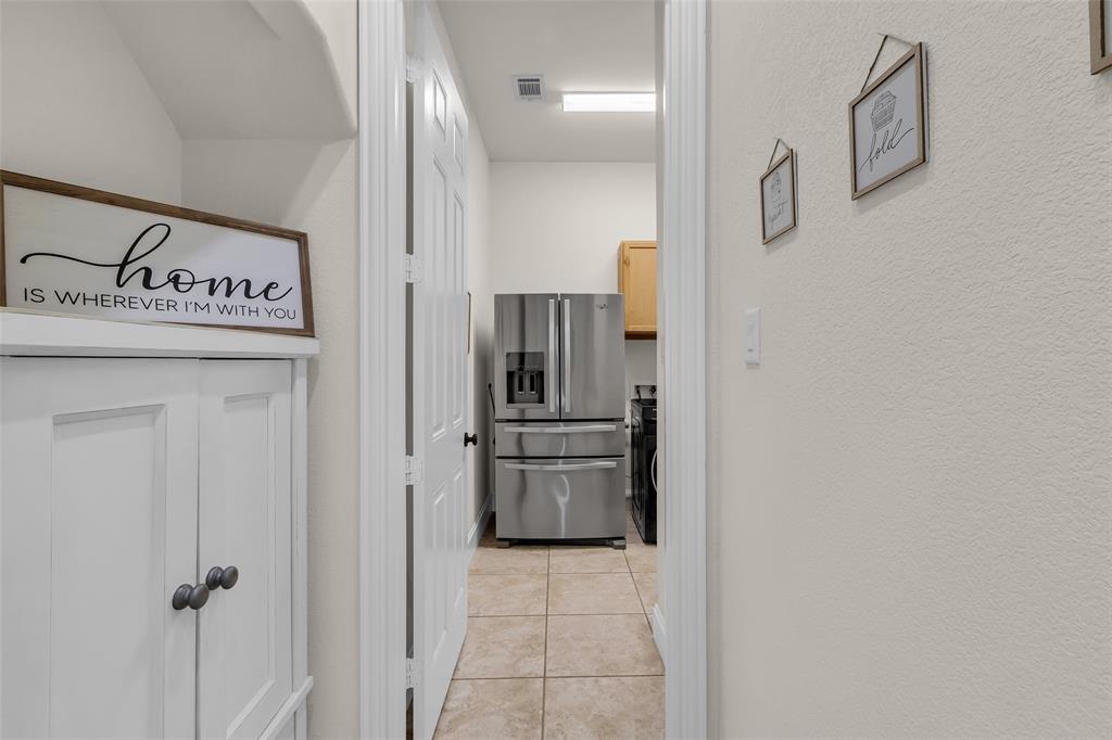 150 N Almondell Way, The Woodlands, Texas image 18