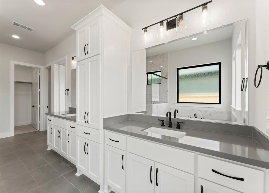 8002 River Bluet Place