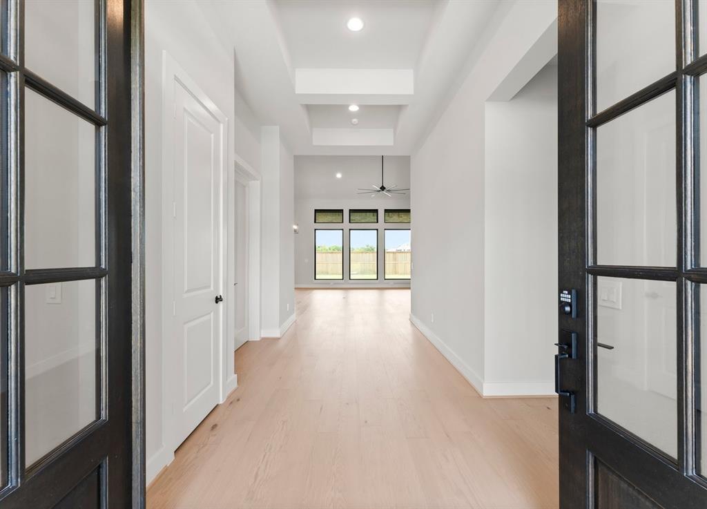 8002 River Bluet Place