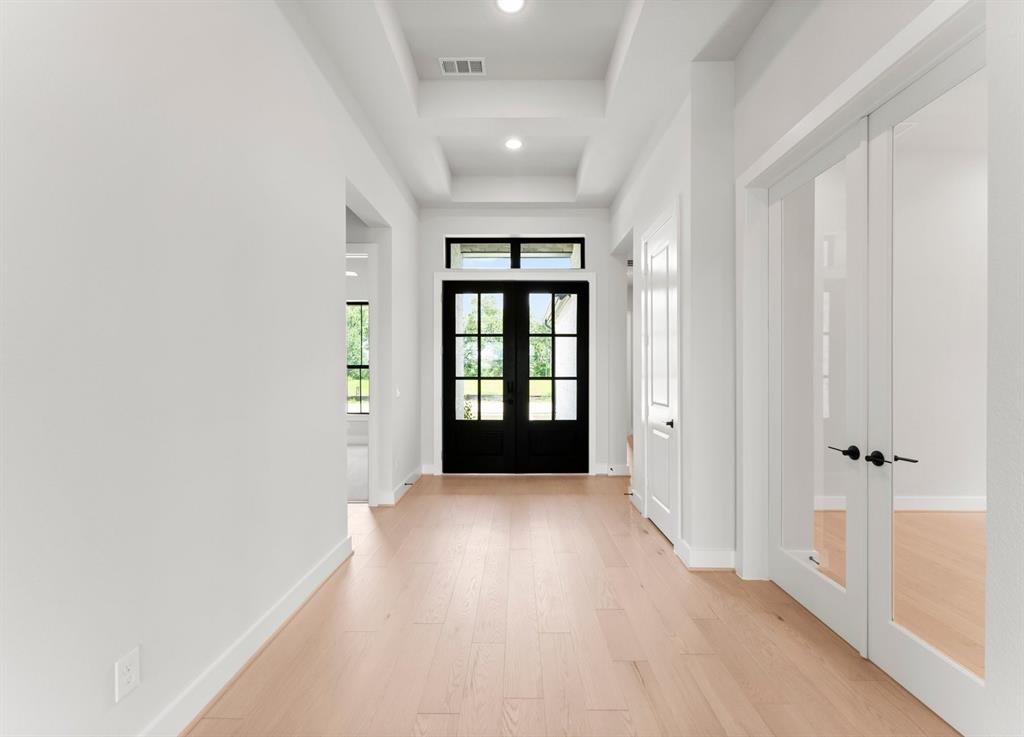 8002 River Bluet Place