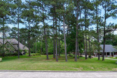 12868 Aries Loop Willis TX 77318