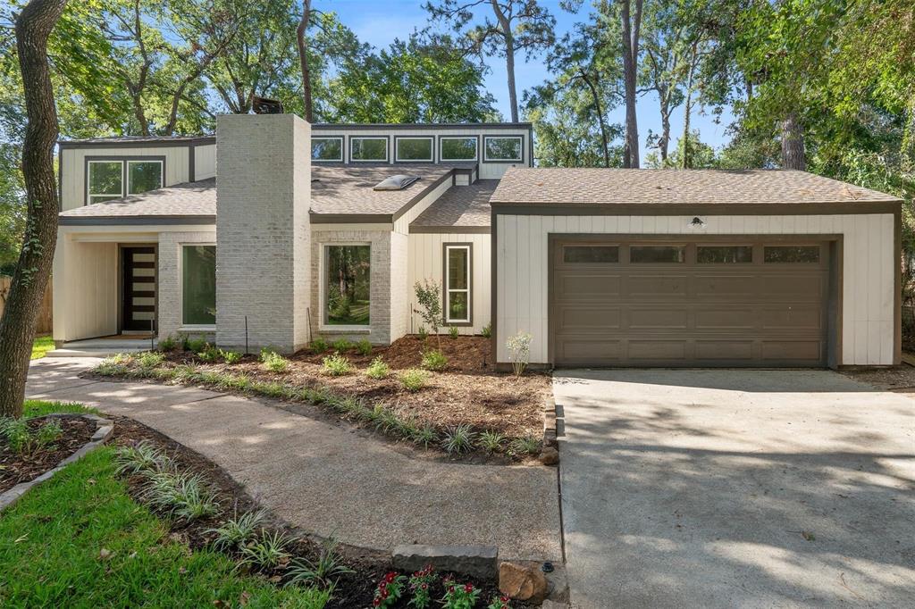 2020 Bristlecone Place, The Woodlands, Texas image 2