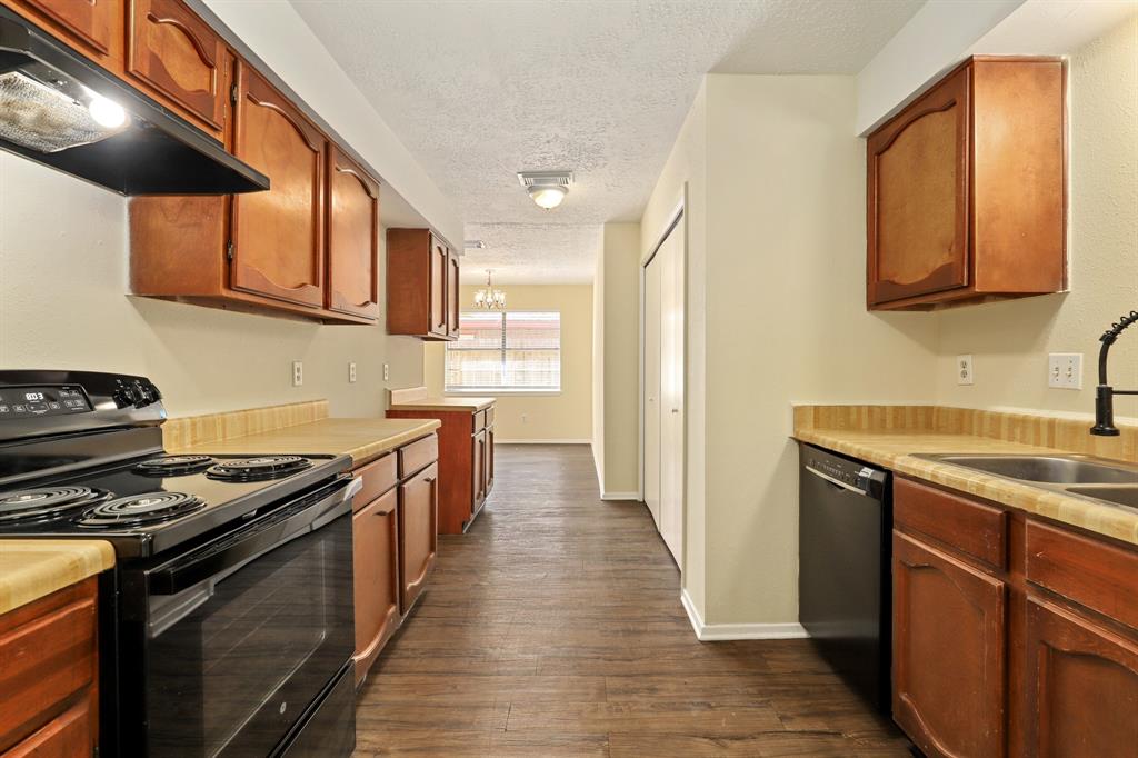 11515 Loyola Drive, Cypress, Texas image 10