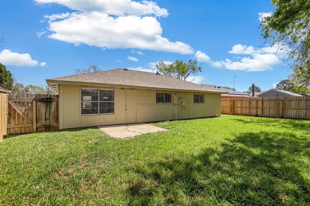 11515 Loyola Drive, Cypress, Texas image 24